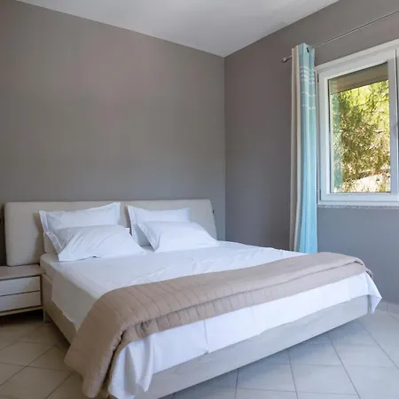 Lägenhet Evergreen Pines *